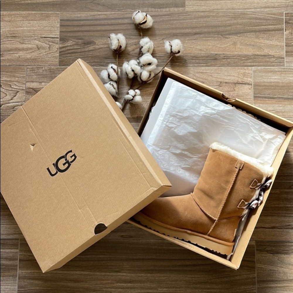 🍁UGG🍁 BAILEY BOW DIAGONAL STRIPES BOOTS - Picture 5 of 16